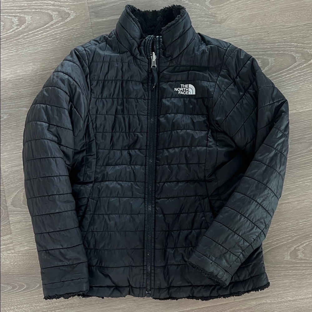 Youth black North Face puffer jacket, sz 14/16
Fully Reversible